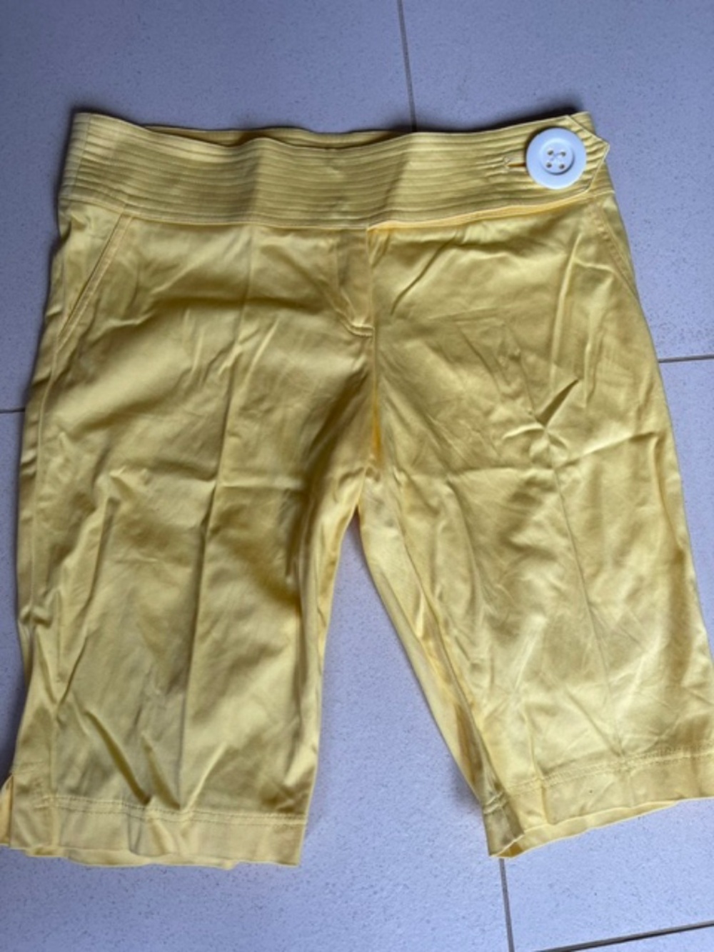 Cache Yellow Cotton Shorts EUC 12